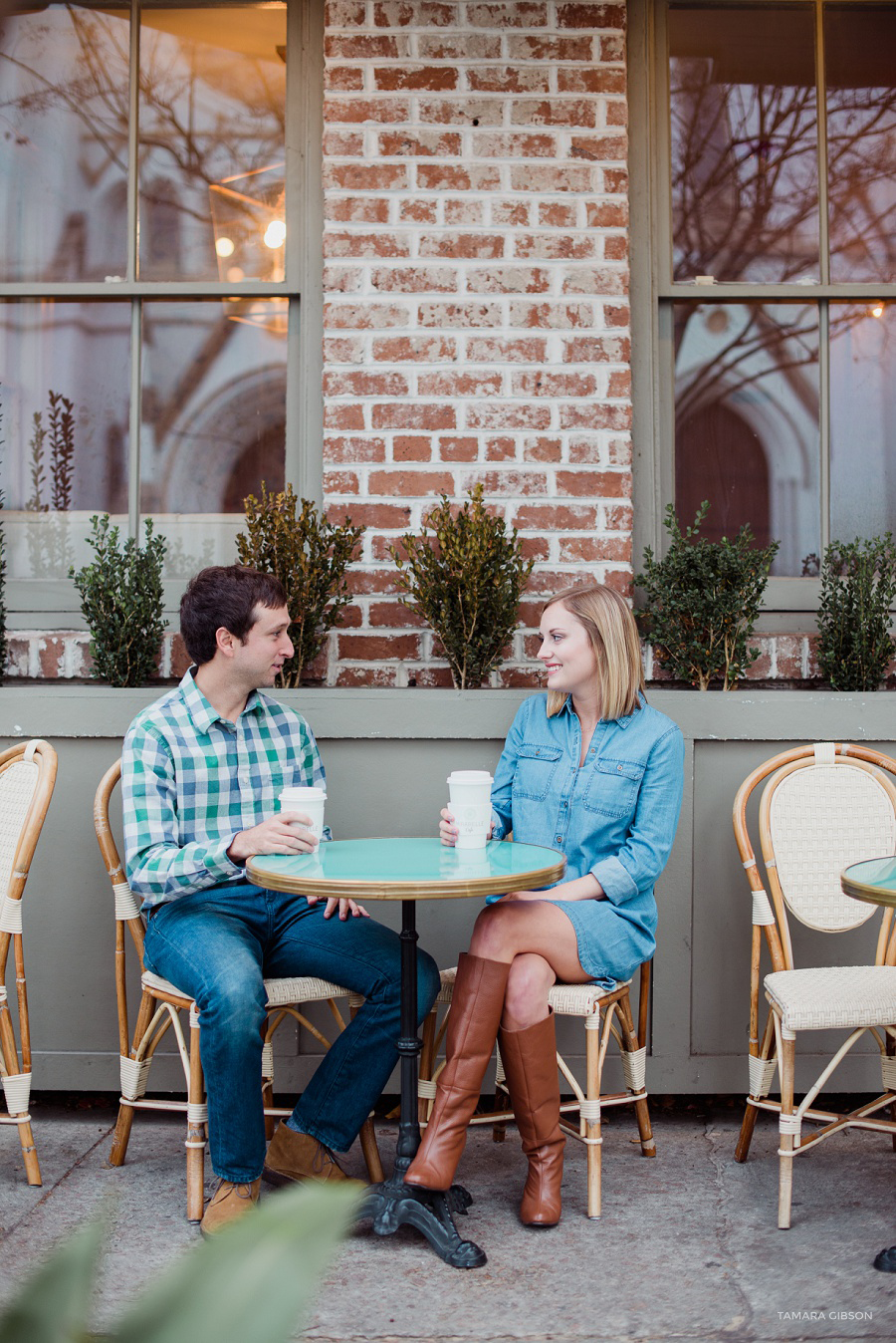 Sweet Savannah Engagement Session by Savannah Engagement Photographer Tamara Gibson | www.tamara-gibson.com