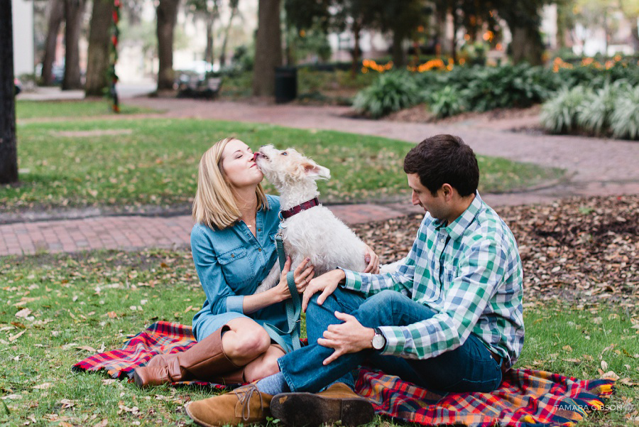 Sweet Savannah Engagement Session by Savannah Engagement Photographer Tamara Gibson | www.tamara-gibson.com