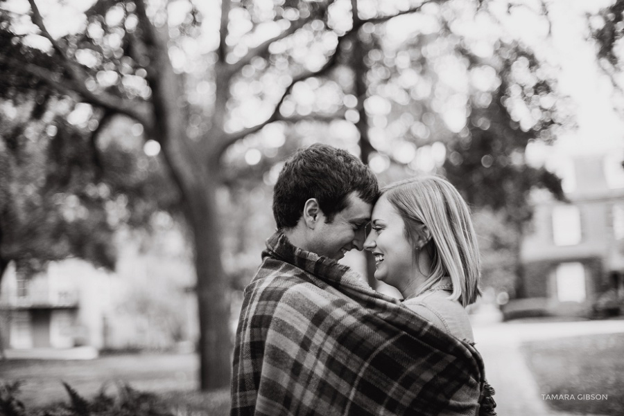 Sweet Savannah Engagement Session by Savannah Engagement Photographer Tamara Gibson | www.tamara-gibson.com