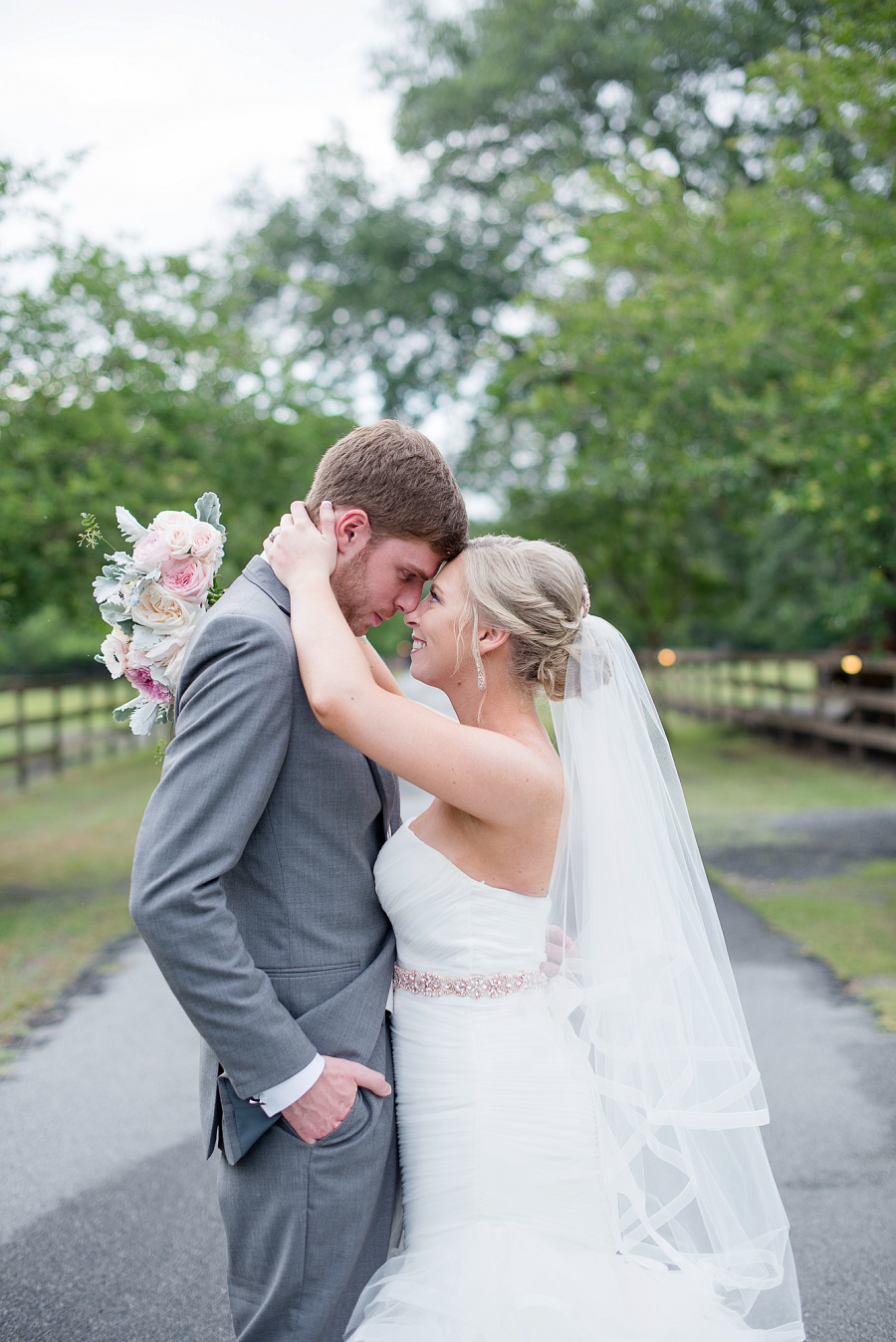 Horse Stamp Inn Wedding By Tamara Gibson | Waverly GA Wedding Photographer | www.tamara-gibson.com