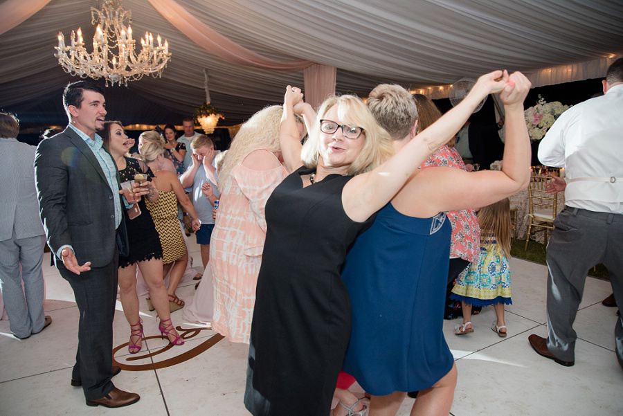 Horse Stamp Inn Wedding By Tamara Gibson | Waverly GA Wedding Photographer | www.tamara-gibson.com