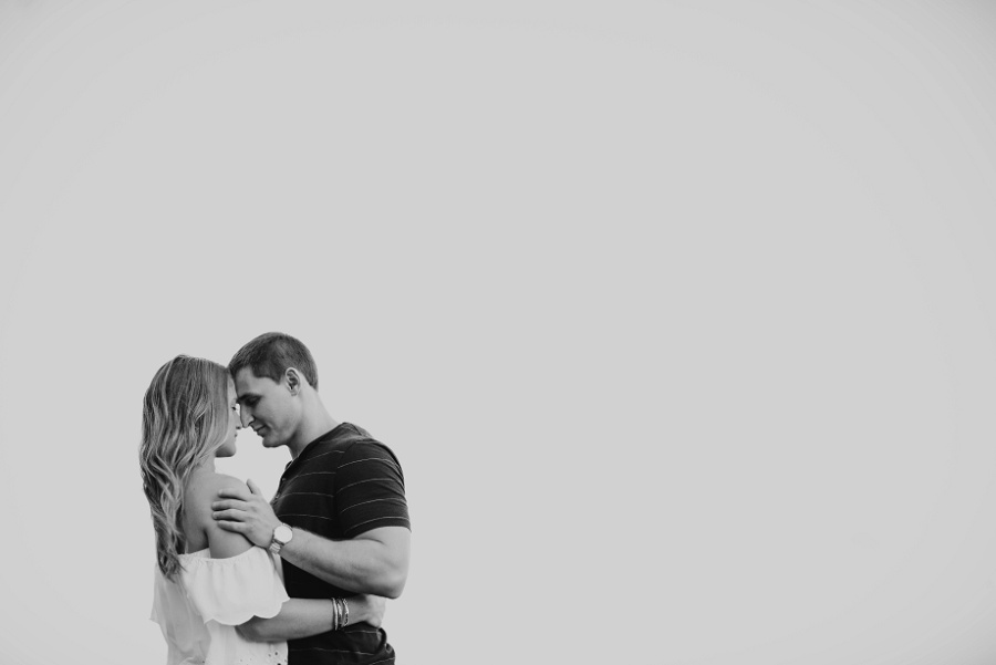 Saint Simons Island Pier Village Engagement Session_Engagement Session Photographer_Georgia Engagement Session_by Tamara Gibson Photography