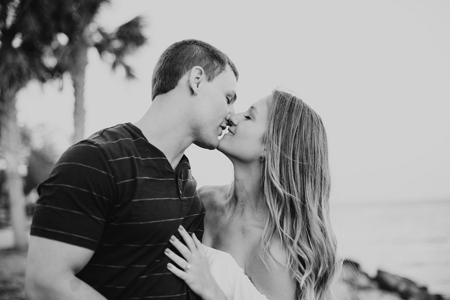 Saint Simons Island Pier Village Engagement Session_Engagement Session Photographer_Georgia Engagement Session_by Tamara Gibson Photography