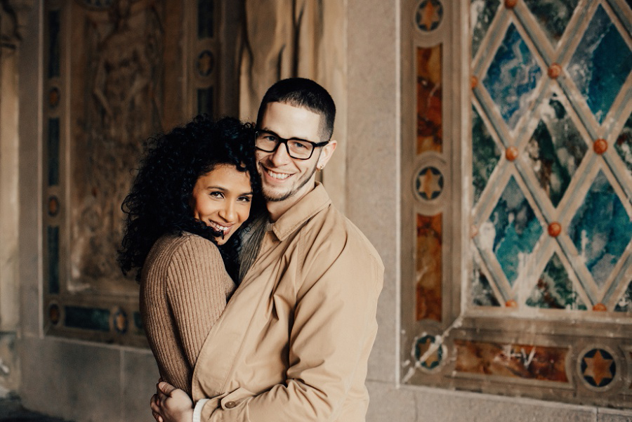 Snowy Central Park Engagement Session by Tamara GIbson www.tamara-gibson.com