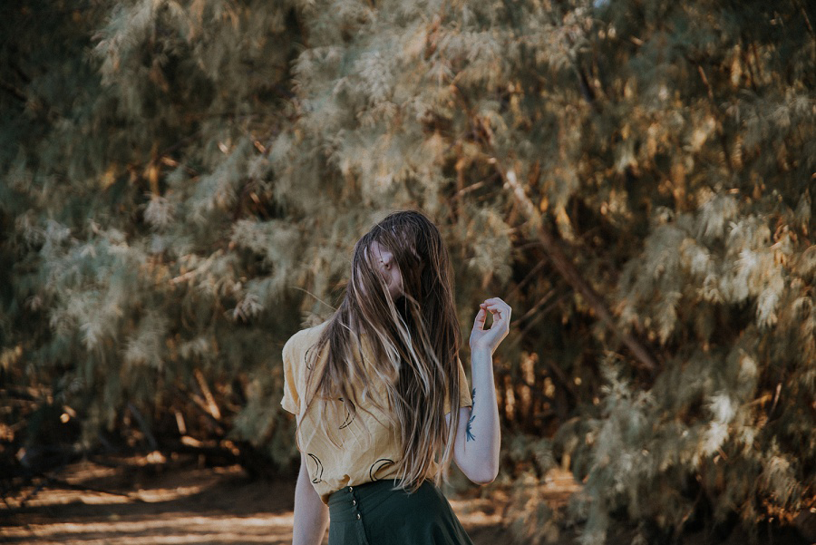 Intimate California Portrait Session in Joshua Tree by Photographer Tamara Gibson www.tamara-gibson.com