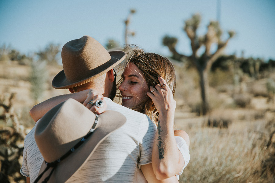 Intimate Engagement Session in Joshua Tree by Photographer Tamara Gibson www.tamara-gibson.com