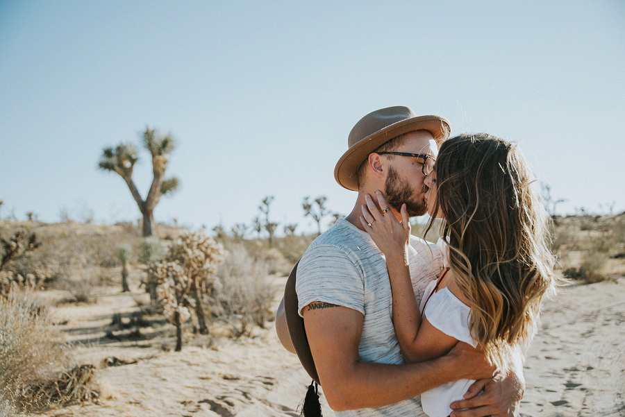 Intimate Engagement Session in Joshua Tree by Photographer Tamara Gibson www.tamara-gibson.com