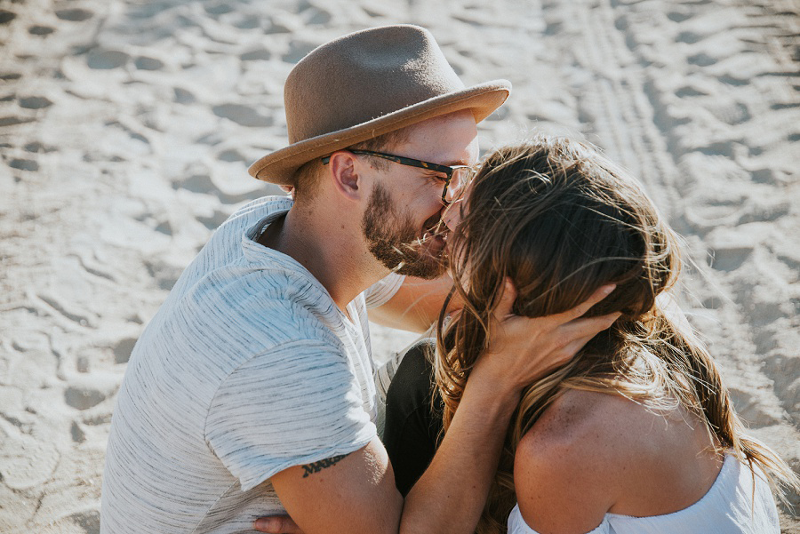 Intimate Engagement Session in Joshua Tree by Photographer Tamara Gibson www.tamara-gibson.com