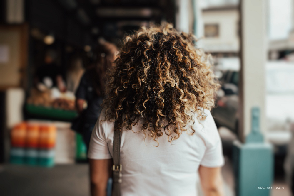 Pike Place Market Photography Session by Tamara Gibson Photography