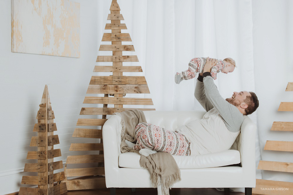 Babys First Christmas Photo Session